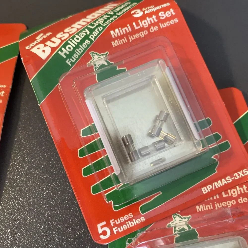 Vintage Christmas Replacement Fuses For Minature Light Set 3 Amp 120 Volt Lot